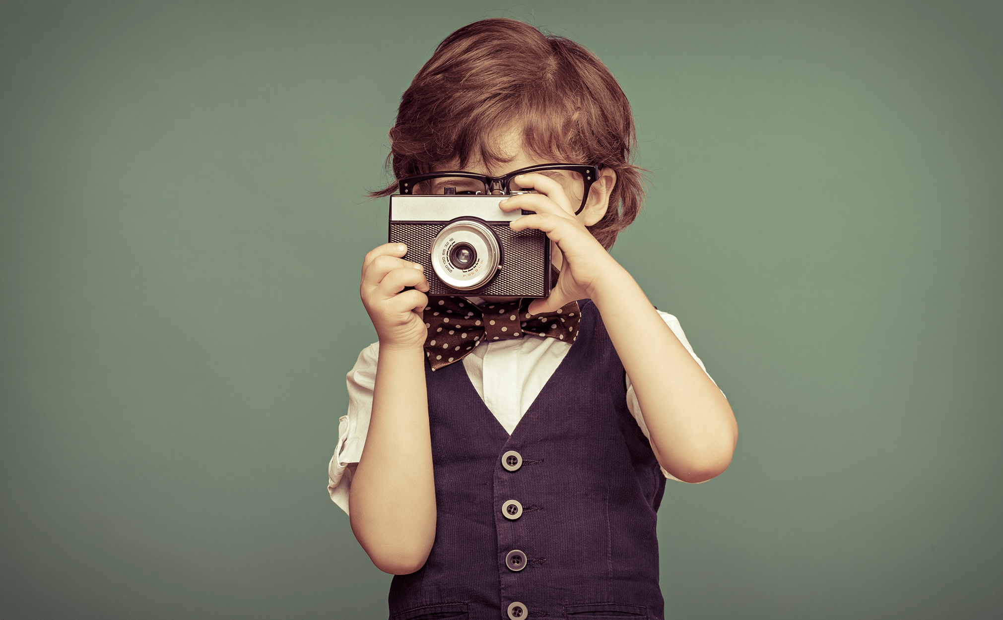kid-with-camera